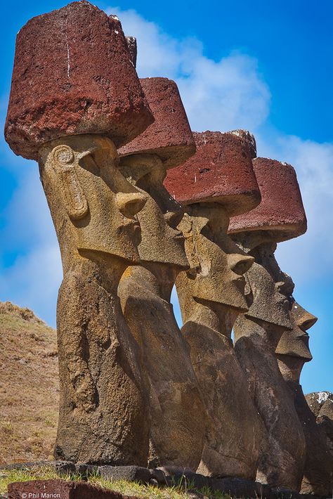 Moai of Easter Island | Flickr - Photo Sharing! Easter Island Chile, Moai Statues, Ancient Places, Easter Island, Ancient Aliens, Mesopotamia, Ancient Ruins, Oh The Places Youll Go, Places Around The World