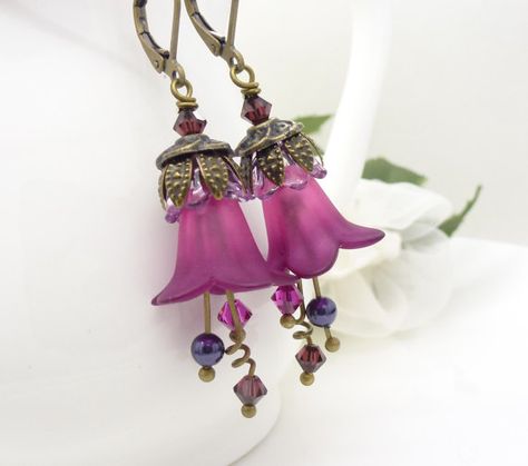 Lucite Earrings, Lucite Flower Earrings, Fairy Earrings, Earrings Nature, Botanical Earrings, Romantic Jewelry, Romantic Jewellery, Artisan Earrings, Purple Earrings