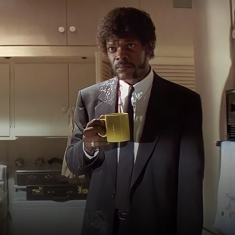 Mood Meme Faces, Pulp Fiction Aesthetic, Good Time 2017, Pulp Fiction 1994, Classic Style Icons, Quentin Tarantino Movies, Tarantino Films, Samuel L Jackson, Film Posters Vintage