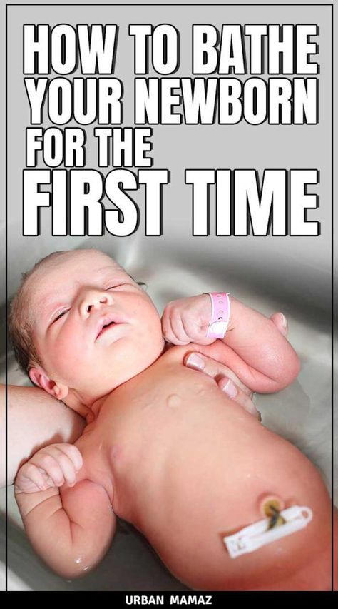 How to Bathe a Newborn for the First Time Newborn Milestones, Newborn Baby Hacks, Newborn Care Tips, Parenting Rules, Newborn Bath, Baby Sleep Training, Infant Sleep, Baby Schedule, Newborn Tips