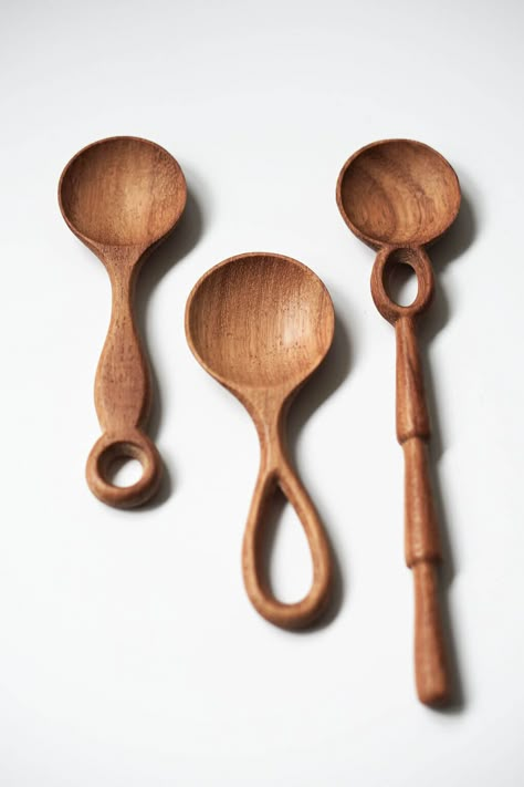 Infuse your culinary adventures with the timeless elegance and artisanal charm of our Heritage Quality Doussie Wood Kitchen Spoons. Each spoon in this exquisite set of three is meticulously hand-carved from rich doussie wood, ensuring every piece boasts its own unique character and natural beauty. Designed to be both functional and captivating, these spoons are more than just kitchen tools—they are heirlooms in the making, destined to be cherished for generations.
Key Features:
Artisanal Craftsmanship: Each spoon is hand-carved from doussie wood, showcasing the natural variations and unique charm that make no two spoons exactly alike. This attention to detail ensures each piece is a work of art in its own right.
Timeless Versatility: Perfect for a variety of culinary tasks, these spoons ar Wooden Spoon Handle Designs, Wooden Kitchen Tools, Spoon Design, Wooden Spoon, Kitchen Spoons, Wooden Cooking Utensils, Hand Carved Wooden Spoons, Wooden Spoon Carving, Bamboo Utensils