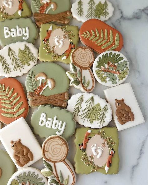 Let's give woodland baby another go . Always in style, always fun to recreate. . . . #woodlandbaby #woodlandcookies #bearcookies | Instagram Woodland Cookies Decorated, Woodland Sugar Cookies, Woodland Baby Shower Cookies, Woodland Animal Cookies, Woodland Party Food, Woodland Cookies, Enchanted Forest Baby Shower, Special Cookies, Cole Baby