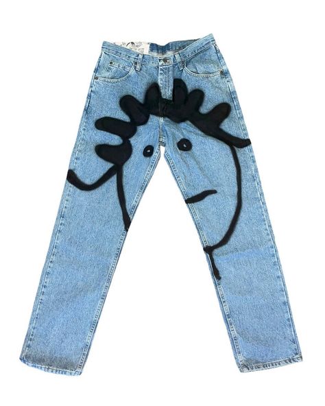 Hand Painted Jeans, Denim Diy Clothes, Diy Clothes Design, Custom Denim, Painted Jeans, Denim Diy, Jeans Diy, Fabric Paint, Art Clothes