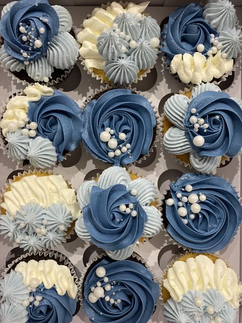 Happy Birthday Cupcakes For Men, Denim Cupcakes, Navy Blue Cupcakes, Cake Decorating Blue, Blue Wedding Cupcakes, Navy Cupcakes, Kids Birthday Cupcakes, Birthday Cupcakes Boy, Cupcake Piping