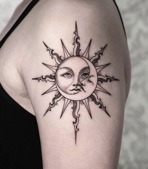 Moon Sun Tattoo, Sun And Moon Tattoo, Sun Tattoo Designs, Muster Tattoos, Moon Tattoo Designs, Sun Tattoos, Sun Tattoo, Dope Tattoos, Line Tattoos