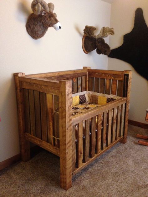 1000+ ideas about Cribs on Pinterest | Nurseries, Baby and Crib ... Rustic Baby Cribs, Rustic Crib, Baby Crib Designs, Wooden Baby Crib, Country Baby Rooms, Wooden Crib, Perlengkapan Bayi Diy, Nursery Ideas Boy, Baby Crib Diy