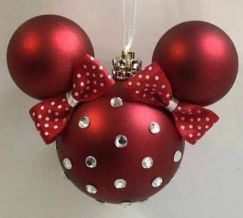 Mikey Christmas, Disney Christmas Decorations Diy, Disney Diy Christmas Ornaments, Disney Christmas Diy, Disney Ornaments Diy, Disney Christmas Crafts, Christmas Ornaments Ideas, Mickey Mouse Christmas Tree, Disney Xmas