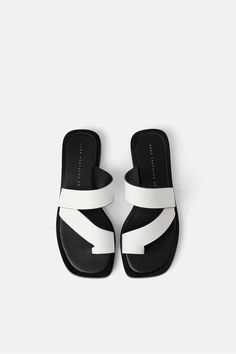 Heel Sandals Outfit, Zara Sandals, Fashion Shoes Sandals, Genuine Leather Sandals, Sandals Flat, Fashion Slippers, Girly Shoes, Leather Slippers, Cute Sandals