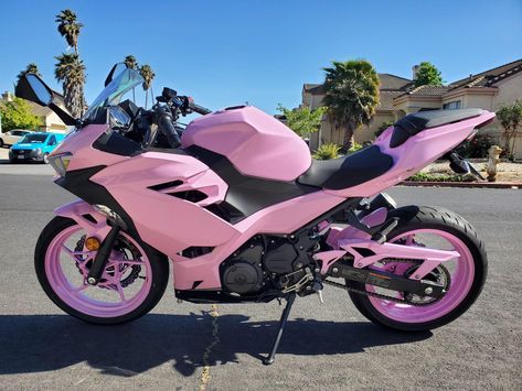 Pink Ninja Motorcycle, Pink Moter Bike, Light Pink Motorcycle, Light Purple Motorcycle, Pink Chrome Motorcycle, Baby Pink Bike, Moter Cycle Aesthetic Pink, Girly Motorcycle Aesthetic, Pink Sports Bike