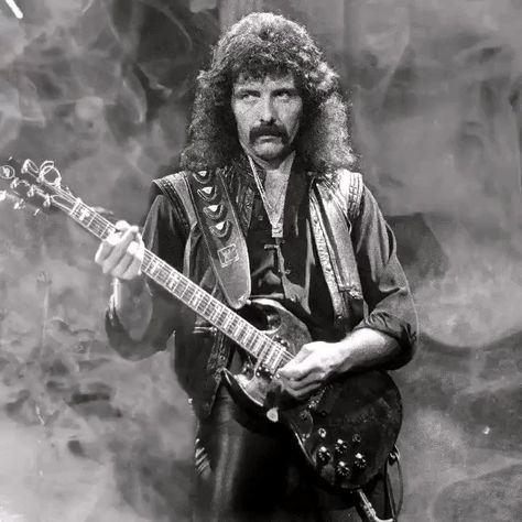 Black Sabbath Iron Man, Tony Iommi, Birmingham England, Black Sabbath, Twitter Search, Guitarist, Jon Snow, Birmingham, Rock Bands