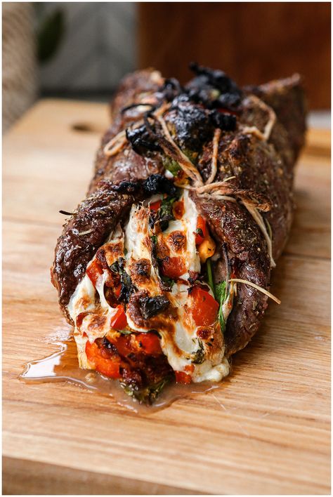 Italian Stuffed Flank Steak Fajita Stuffed Flank Steak, Fun Steak Recipes, Meat For Dinner Party, Flank Steak Chili, Flank Steak Caprese, Flank Steak Recipes Healthy, Flank Steak Rollups, Meaty Lunch Ideas, Flank Stake Ideas