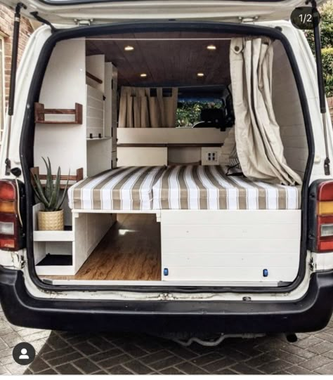 Vauxhall Vivaro Camper, Kombi Food Truck, Yellow Kitchen Cabinets, Road Trip Van, Caddy Van, Minivan Camper Conversion, Kombi Motorhome, Minivan Camping, Bus Interior