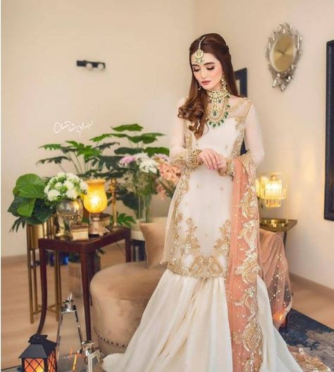 Walima Look, Brides Pakistani, Merub Ali, Baat Pakki, Nikah Decor, Nikah Ceremony, Nikah Outfit, Mehndi Dress, Shadi Dresses