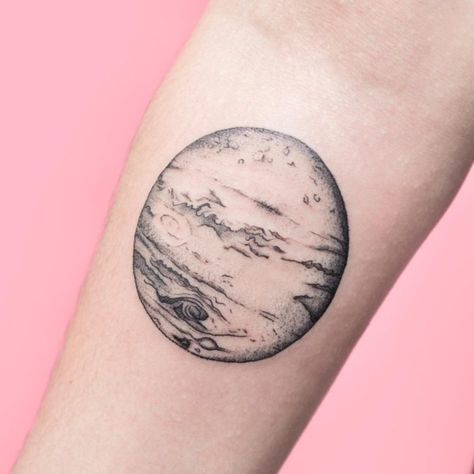 Black and Grey Venus Tattoo by goncalvezttt Venus Tattoo Ideas, Neptune Tattoo, Venus Planet, Venus Tattoo, Planet Tattoo, Solar System Tattoo, Flash Sheets, Lavender Tattoo, Web Tattoo