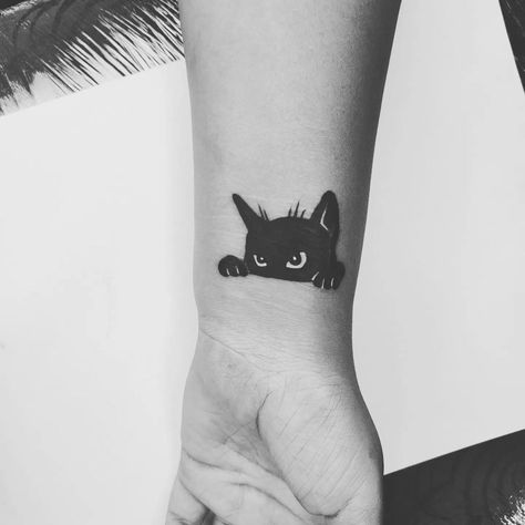 Cat Print Tattoo, Tattoos For Women Cat, Tattoo Gato, Timeless Tattoo, Black Cat Tattoos, Tattoo Templates, Back Of Shoulder Tattoo, Cat Tattoo Designs, Bad Tattoos