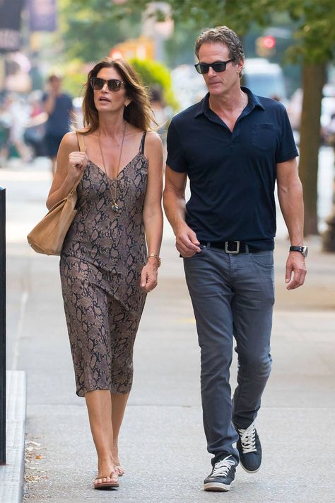 Out with her husband, Rande Gerber, in New York, 2019 Rande Gerber, Stunt Woman, Mtv Movie Awards, Mtv Videos, Elsa Peretti, Movie Awards, Chanel Spring, Video Music Awards, Mtv Video Music Award