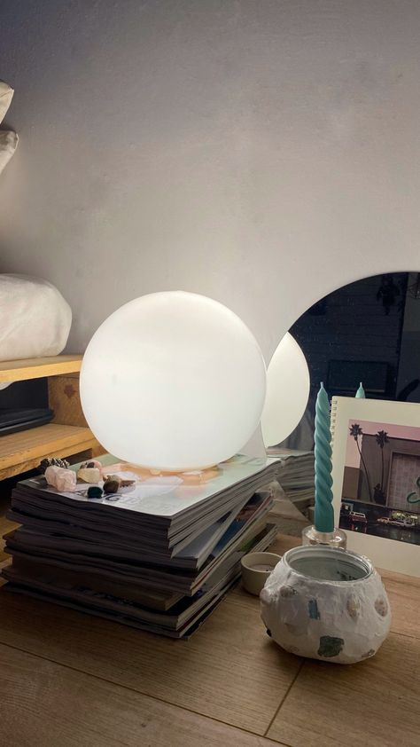 Ikea Lamp, Round Lamp, Globe Lamps, 1st Apartment, Ball Lamps, Nightstand Lamp, Round Light, Pc Setup, Modern Room