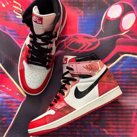 Spiders Man, Marvel Shoes, Nike Air Jordan 1 High, Jordan Sneaker, All Nike Shoes, Shoes Sneakers Jordans, Best Shoes For Men, Cute Nike Shoes, Cute Nikes