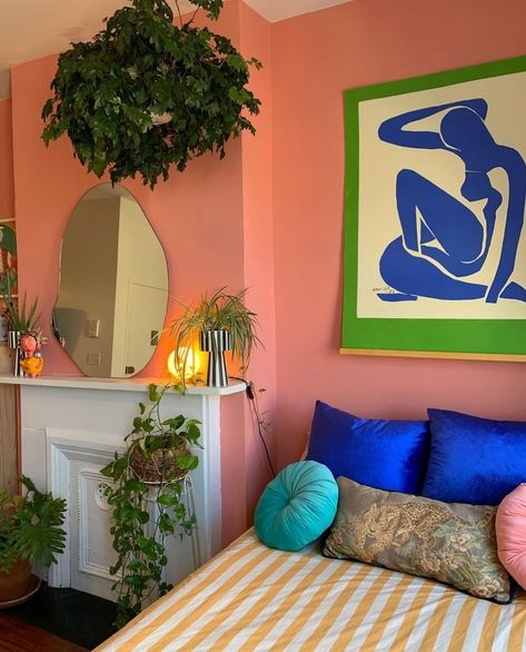 Blue Pink And Orange Bedroom, Blue And Coral Bedroom, Pink And Orange Bedroom, Peach Pantone, Coral Bedroom, Kid Bedrooms, Colorful Room, Bedroom Orange, Walls Room