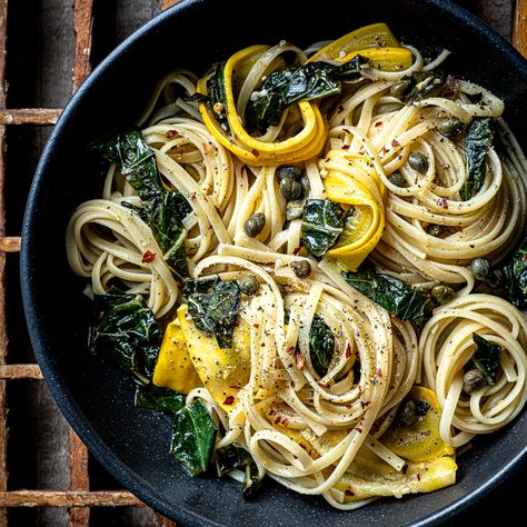 { Zucchini   Kale Lemon Pepper Pasta }   

Zucchini and kale, two vegetables we always seem to have in abundance on the farm each summer. What better way to consume them though, then as a satisfying plate of summery pasta. This is a simple to make, fresh-tasting dish, and we are loving it! Kale Pasta Recipe, Lemon Pepper Pasta, Zucchini Pasta Recipes, Kale Pasta, Fettuccine Pasta, Pepper Pasta, Kale Recipes, Pasta Ingredients, Weekday Meals