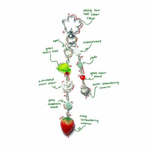 Lucky Charm Keychain, Lucky Charms Jewelry, How To Make A Lucky Charm, Strawberry Beaded Keychain, Keychain Aesthetic Ideas Diy, Glass Bead Keychain, Keychain Beads Ideas, Cottagecore Keychain, Diy Lucky Charm