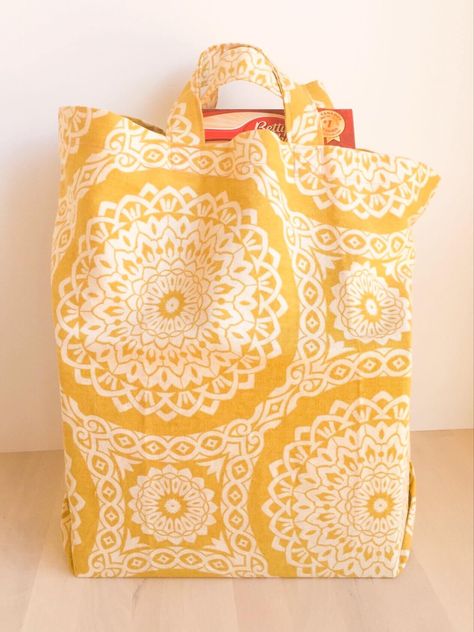 Canvas Bag Pattern Sewing Projects, Grocery Bag Pattern, Shopping Bag Pattern, Reusable Products, Bag Sewing Pattern, Bags To Sew, Bags Sewing, Tote Bags Sewing, Beginner Sewing Projects Easy