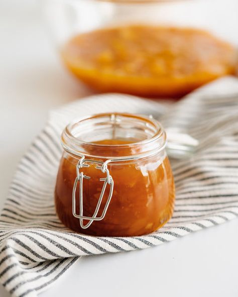 Apricot Chutney Recipes, Kitchen Extras, Apricot Chutney, Grapefruit Marmalade, Pantry Ingredients, Basil Sauce, Strawberry Margarita, Burger Sauce, The Perfect Kitchen