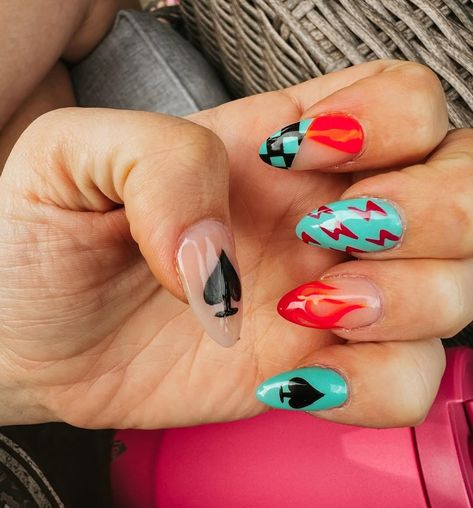 Rodeo Nails Acrylic, Country Wedding Attire For Guests, Country Outfits Casual, Country Outfits Fall, Country Bar Outfit Night, Country Concert Outfit Ideas Fall, Bar Outfit Night Fall, Punchy Nails Designs, Fall Country Outfits