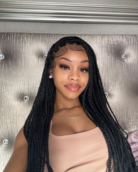 Dej🎎♥️ (@xo.dasia) • Instagram photos and videos Box Braided Wigs, Braided Hairstyles For Black Women Cornrows, African Hair Braiding Styles, Long Box Braids, Cute Braided Hairstyles, Braids Hairstyles Pictures, Cute Box Braids Hairstyles, Braided Wigs, Twist Braid Hairstyles