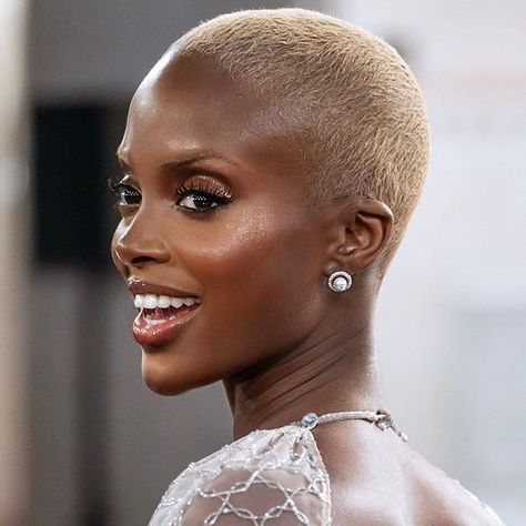 MADISIN on Instagram: "February Snaps 📸🫰🏾" Short Hair Styles On Black Women, Bald Head Black Women, Madisin Rian, Bald Fade Women Black, Blonde Black Women, Blonde Pixie Haircut Black Women, Pixie Haircut Black Women, Blonde Twa, Short Platinum Blonde Hair