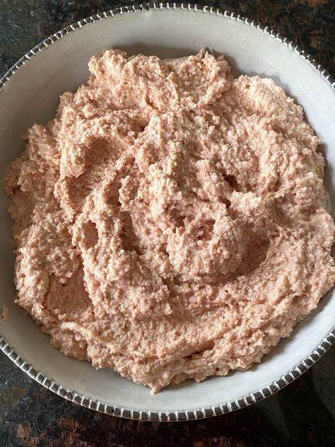 Homemade Bologna Salad, Bologna Sandwich Spread, Salad With Mayonnaise, Easy Chopped Salad, Bologna Salad, Cheese Quesadilla Recipe, Bologna Sandwich, Greek Chicken Salad, Classic Salad