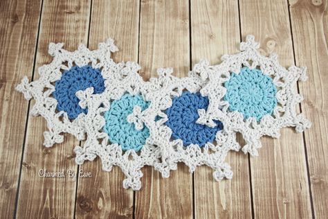 Crochet Christmas Coasters, Coasters Pattern, Crochet Holiday, Crochet Snowflake, Crochet Xmas, Crochet Coaster Pattern, Crochet Snowflakes, Christmas Coasters, Crochet Kitchen