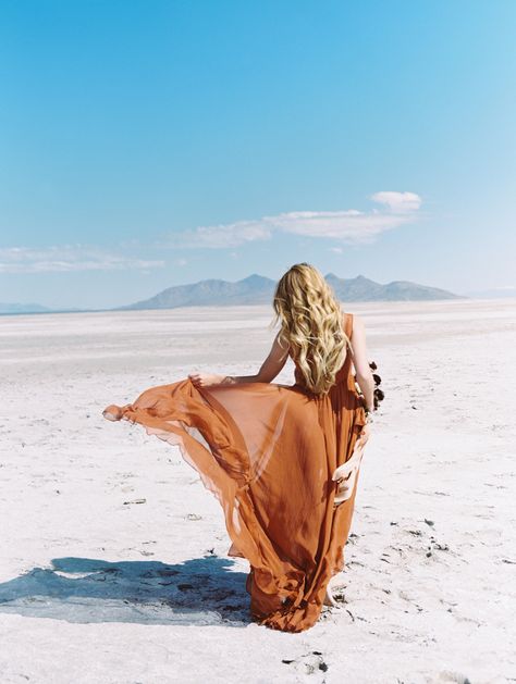 Salt Flat Senior Pictures, Magic Salt, Lake Fashion, Salt Flats Utah, Cowgirl Photo, Lake Photoshoot, Great Salt Lake, Iceland Photos, Lake Style