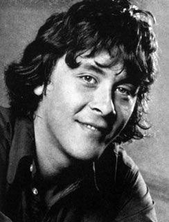 richardbeckinsale - Google Search Richard Beckinsale, Classic Comedies, Dramatic Arts, British Comedy, Grave Memorials, Kate Beckinsale, Two Daughters, British Actors, Find A Grave