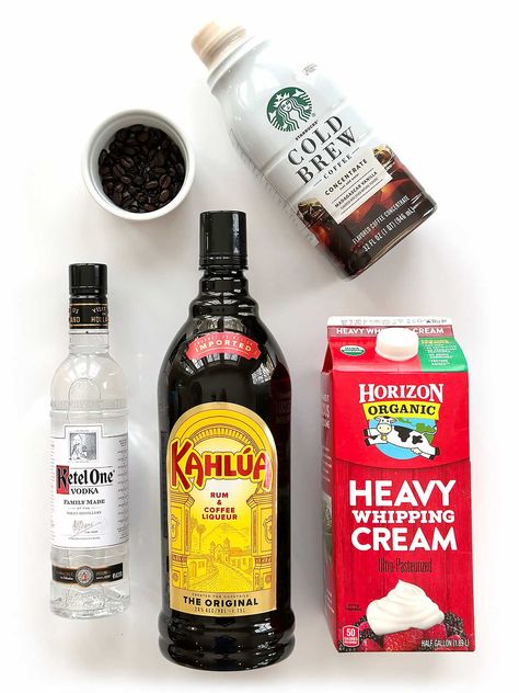 Easy Creamy Espresso Martini Recipe (with Cold Brew) - Bloom Real Espresso Martini Recipe, Espresso Martini Recipe With Cold Brew, Drinks With Coffee Liquor, Espresso Martini Cold Brew, Espresso Martini Recipe Big Batch, Make Ahead Espresso Martini, Espresso Martini Recipe Easy, Espresso Martini With Kahlua, Cold Brew Espresso Martini