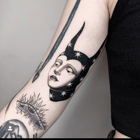 Witch Tattoo, Theme Tattoo, 4 Tattoo, Sweet Tattoos, Spooky Tattoos, Anime Tattoo, Tattoo Portfolio, Aesthetic Tattoo, Grey Tattoo