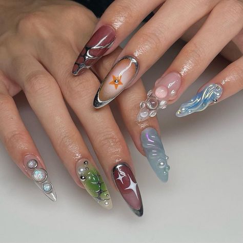 Editorial Nails, Nail Art Abstract, Bratz Nails, Acrylic Nails 3d, Press On Nails Blue, Abstract Nails, Nails Fun, Nails 3d, Basic Nails