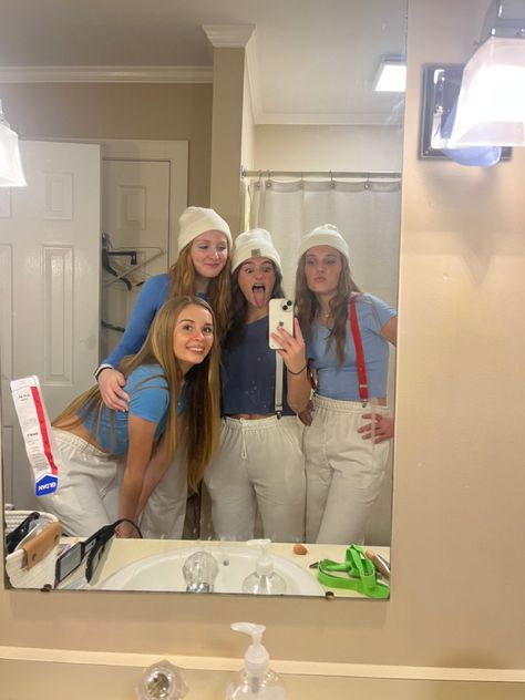 Cute Smurf Costume, Smurf Halloween Costume, Smurf Halloween, Smurf Costume, Halloween Costume Cute, Halloween 2024, Halloween Costume, Halloween Costumes, Flash