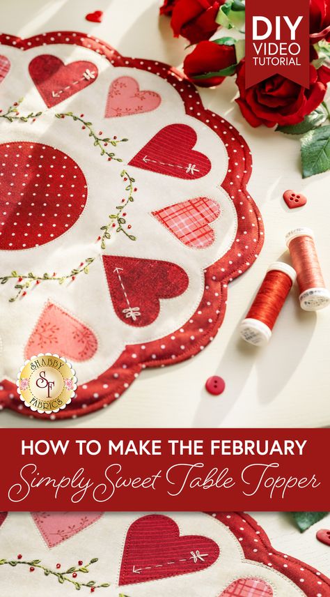 Table Topper Quilt Patterns, Valentines Runner, Dresden Plate Patterns, Table Topper Patterns, Holiday Table Runner, Free Pattern Download, Diy Valentines Decorations, Valentine Projects, Miniature Quilts