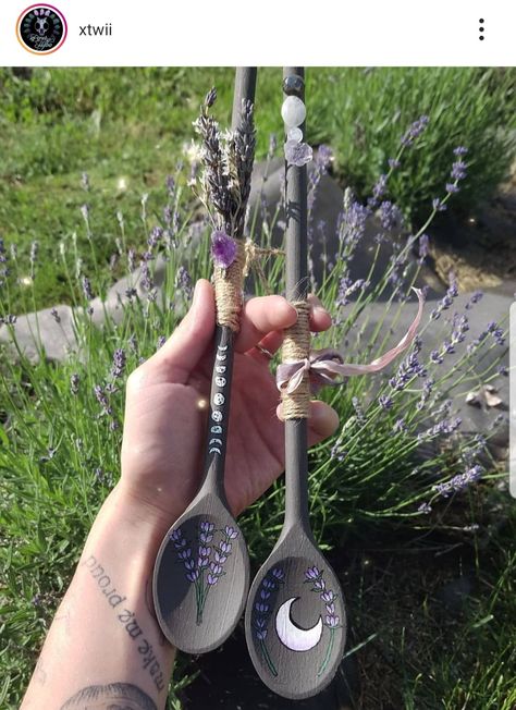 Kitchen Witch Spoon, Witch Crafts Diy, Witch Spoon, Wiccan Home Decor, Kitchen Witch Decor, Good Morning And Happy Sunday, Wicca Wand, Wiccan Home, Witch Gifts