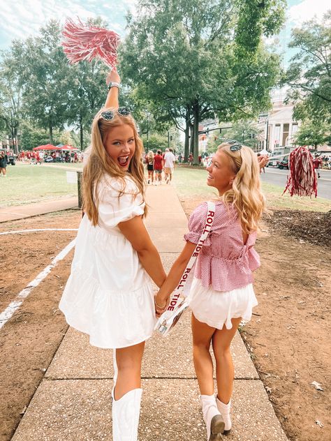 Alabama Gameday Outfit, Bama Gameday, College Gameday Outfits, College Game Days, Game Pictures, Ole Miss, Gameday Outfit, Roll Tide, Cute Fits