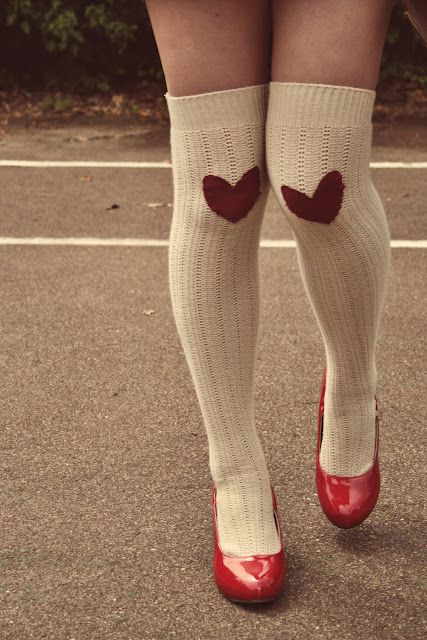 The Pineneedle Collective: DIY Knee Patches & Vintage Dresses Love Core Clothes, Heart Girl Aesthetic, Knee Socks Aesthetic, Hearts Clothes, Cute Knee Socks, Heart Core, Love Core, Heart Outfit, Heart Clothing