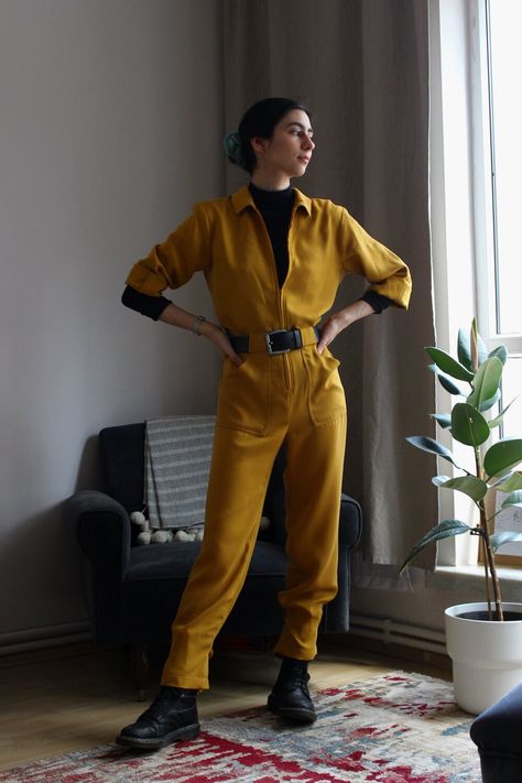 Closet Core Patterns, Yoga Jumpsuit, Sci Fi Fashion, Flight Suit, Suit Pattern, Boiler Suit, Suit Style, Pleated Shorts, Sports Suit