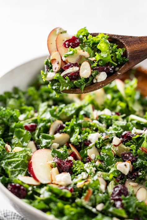 Kale salad is the perfect harmony of sweet and tangy, with fresh apples and craisins meeting a zesty lemon and olive oil dressing. Quick to toss together, this salad is as enjoyable to make as it is to eat. Kale Dinner Salad, Kale And Apple Salad Recipes, Hazelnut Salad Recipes, Dinners For Pregnant Women, Dinner Recipes For Pregnant Women, Charcuterie Salad, Healthy Clean Dinner, Recipes For Pregnant Women, Tuscan Kale Salad