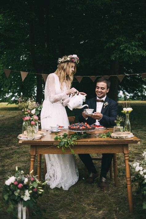 Nature-Inspired Polish Wedding at Gorzelnia 505 Tea Together, Polish Wedding, Folk Wedding, Forest Theme Wedding, Bohemian Wedding Inspiration, Gorgeous Wedding Cake, Wedding Reception Inspiration, Cascade Bouquet, Best Wedding Photographers