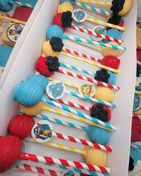 No job is too big, no pup is too small 🐾 12 dozen party treats 🩵 #pawpatroltreats #pawpatrolberries #pawpatrolcakepops #pawpatrolparty #pawpatrol #pawpatroltheme #partytreats #edibleimages Paw Patrol Dessert Table Ideas, Paw Patrol Strawberries, Paw Patrol Treats Ideas, Paw Patrol Cake Pops Ideas, Paw Patrol Dessert Table, Pup Treats Paw Patrol, Paw Patrol Birthday Party Food, Paw Patrol Party Ideas Food, Paw Patrol Cakecicles