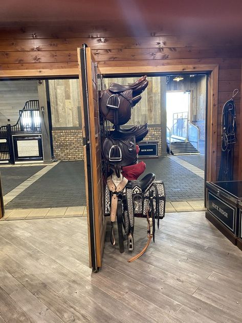 Western Tack Room Organization, Horse Tack Room Ideas, Horse Barn Organization, Tack And Feed Room, Speakeasy Ideas, Tack Storage, Ranch Aesthetic, Dream Barn Stables, Tack Room Ideas