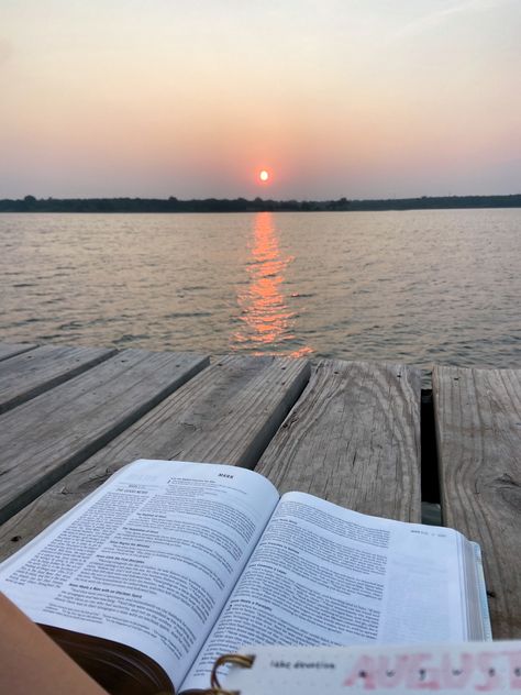 Bible Beach Aesthetic, Bible Quiet Time, Humble Life Aesthetic, Pure Joy Aesthetic, Quiet Time With God Aesthetic, Quiet Summer Aesthetic, Quiet Morning Aesthetic, Quiet Wealth Aesthetic, Quiet Time Aesthetic