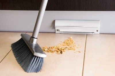 Do you know how to benefit from a central vacuum?  http://goo.gl/jeZNNE Weekly House Cleaning, Mold Spores, Central Vacuum System, Retractable Hose, Clean House Schedule, Central Vacuum, Clearing Clutter, Canister Vacuum, Stick Vacuum