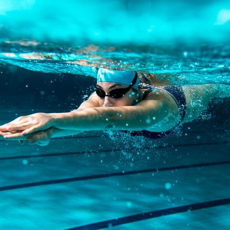 Swimming Aesthetic Sport, Swimmer Aesthetic, Aesthetic Sport, Swimming Aesthetic, Swim Workout, Swimming Benefits, Types Of Belly Fat, Swimmers Life, Multi Gym